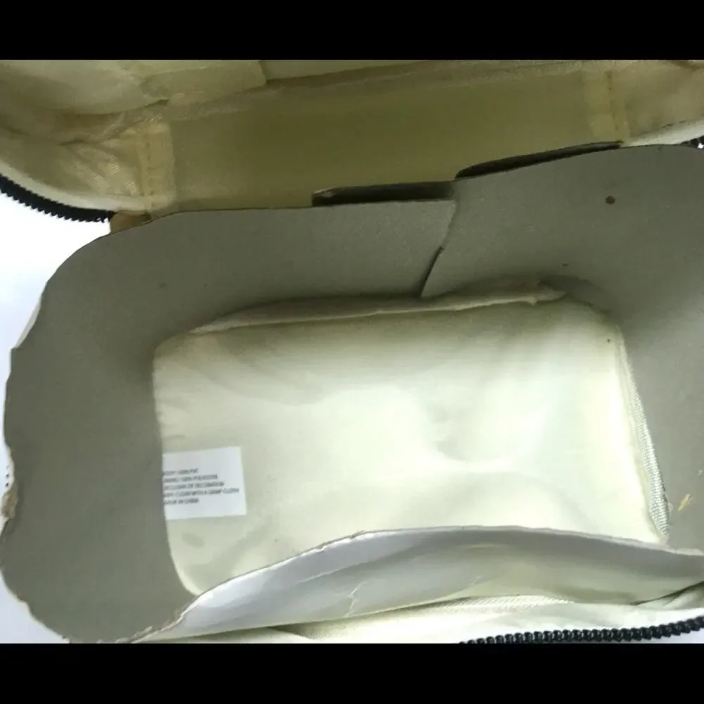 Zipper Makeup Case - Picture 5 of 6